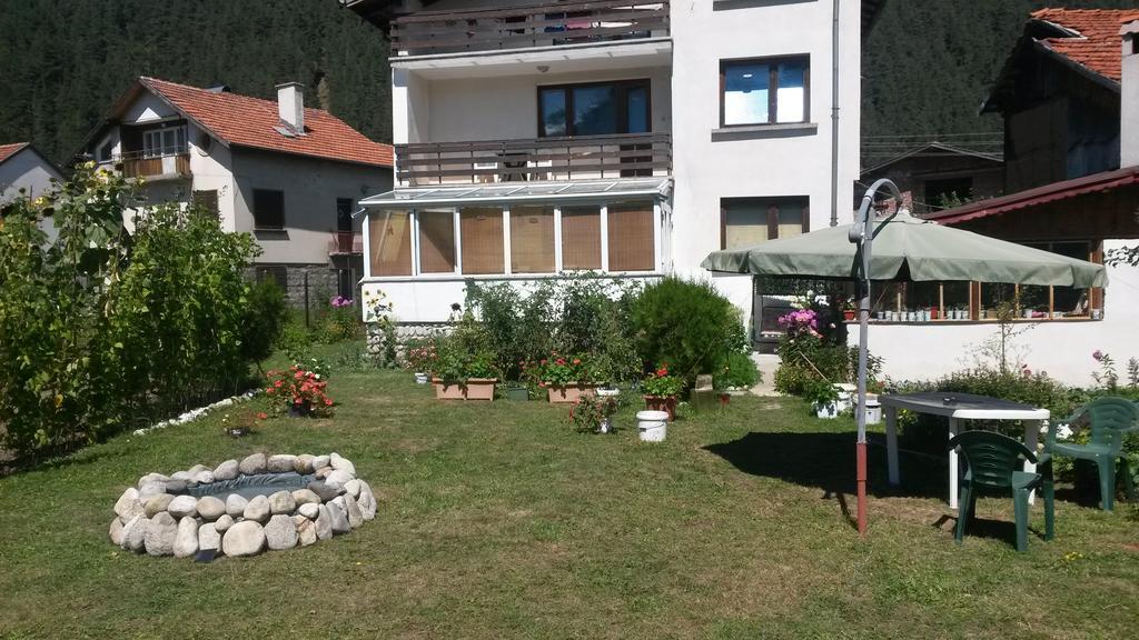 All Seasons Mountain Vistas Govedartsi Exterior foto